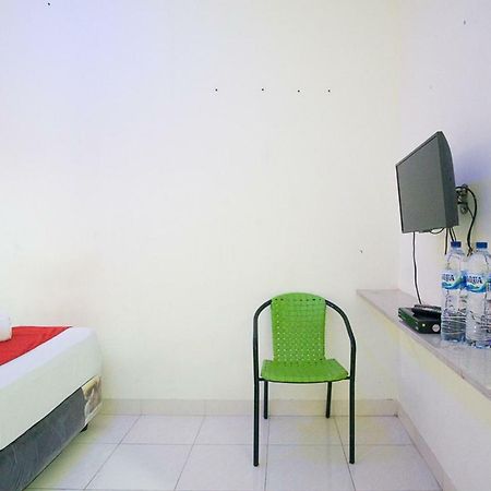 RedDoorz @ Pematangsiantar 2 Hotell Eksteriør bilde