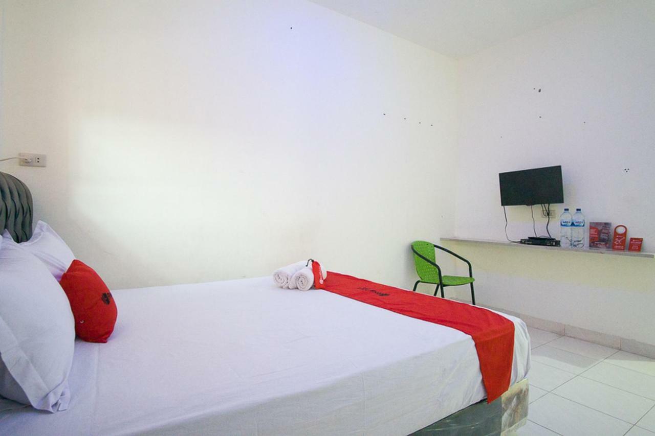 RedDoorz @ Pematangsiantar 2 Hotell Eksteriør bilde