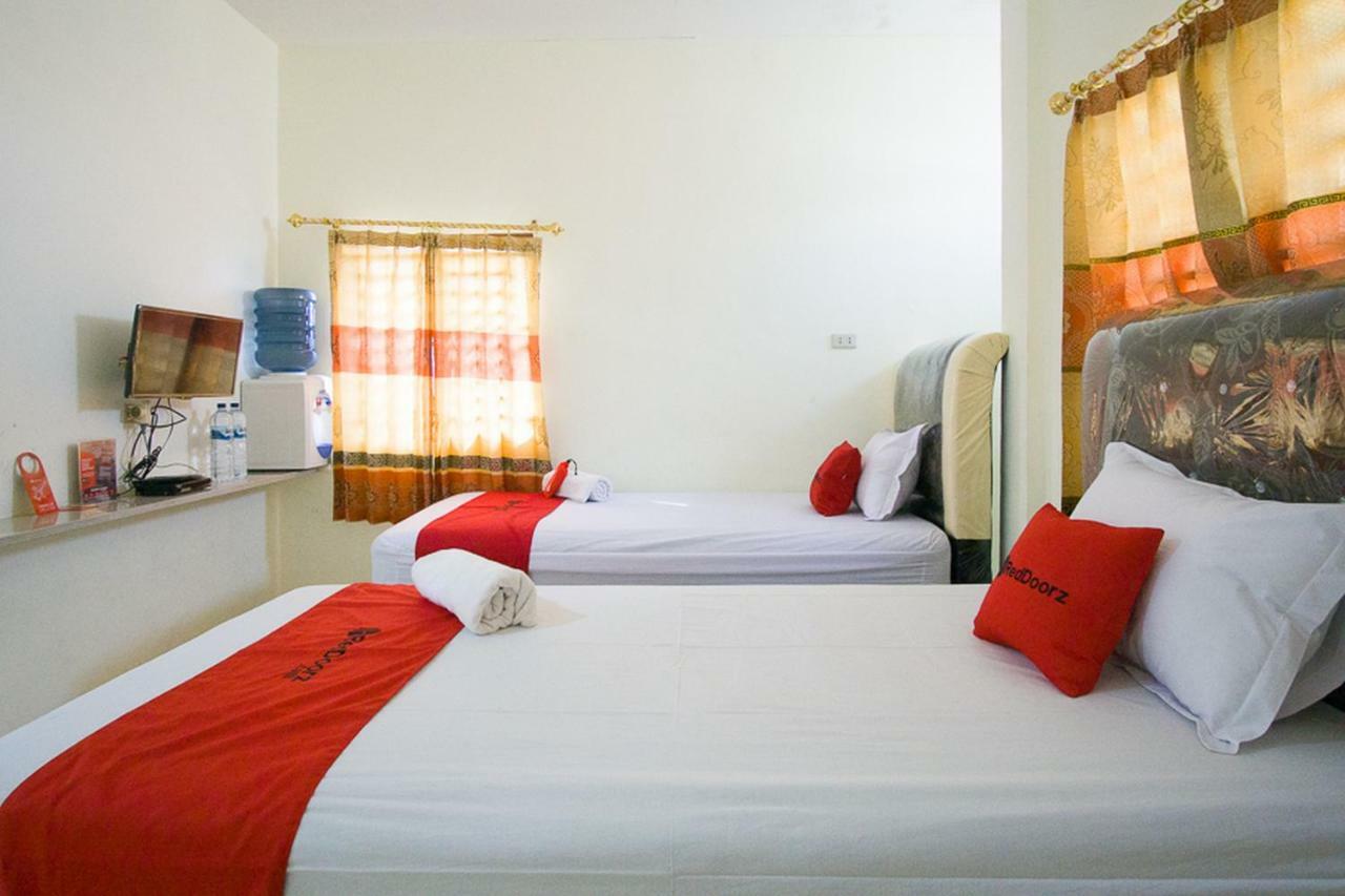 RedDoorz @ Pematangsiantar 2 Hotell Eksteriør bilde