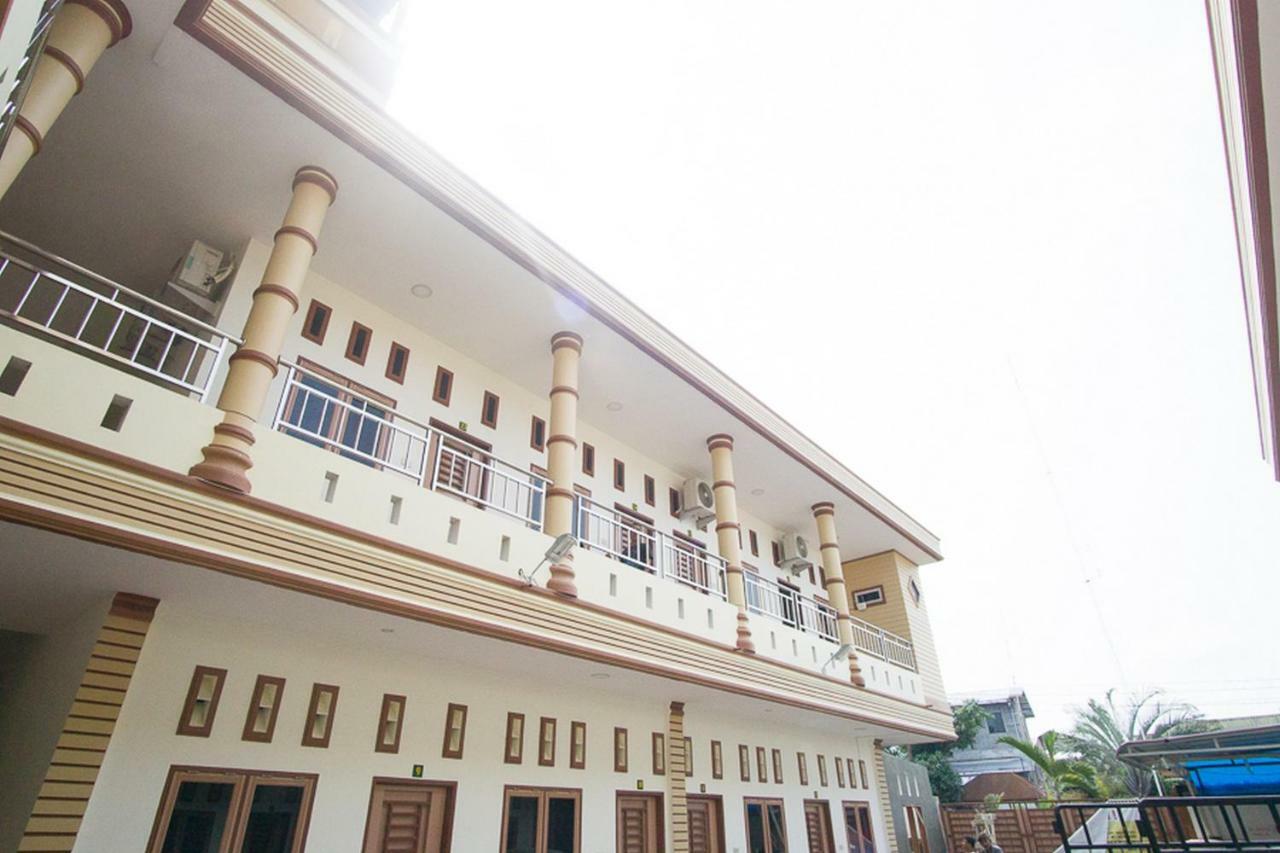 RedDoorz @ Pematangsiantar 2 Hotell Eksteriør bilde